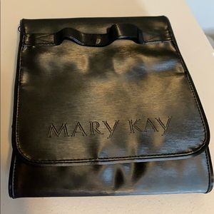 Mary Kay hanging organizer NWOT